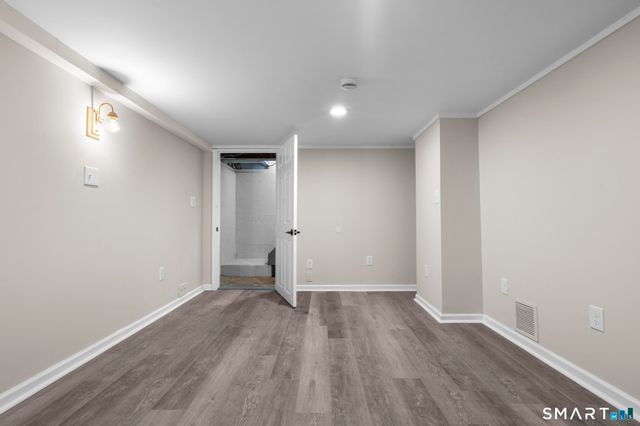 216-R West Thames Street, Norwich, CT 06360