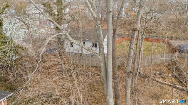 216-R West Thames Street, Norwich, CT 06360