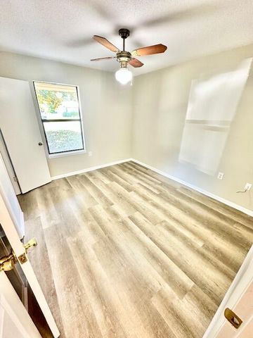 1204 Thomason Drive, Fort Walton Beach, FL 32547