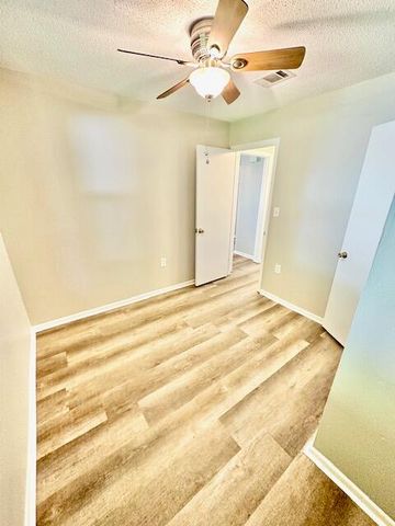 1204 Thomason Drive, Fort Walton Beach, FL 32547