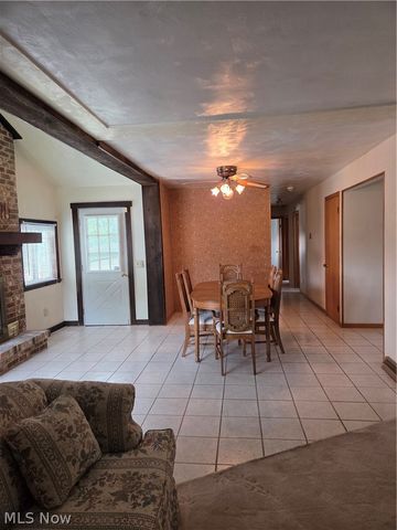 636 Lincoln Avenue, Struthers, OH 44471
