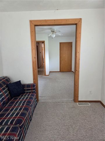 636 Lincoln Avenue, Struthers, OH 44471