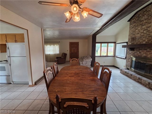 636 Lincoln Avenue, Struthers, OH 44471