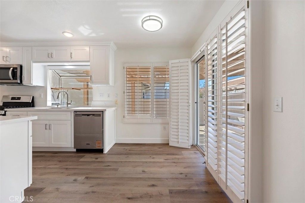 Image 7 of property listing at 5999 Warwick Hills, Banning, CA 92220