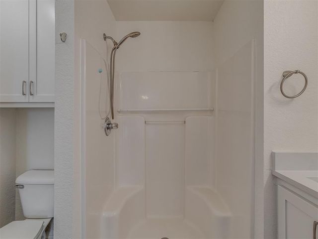 1015 SW 22nd Street, Moore, OK 73170