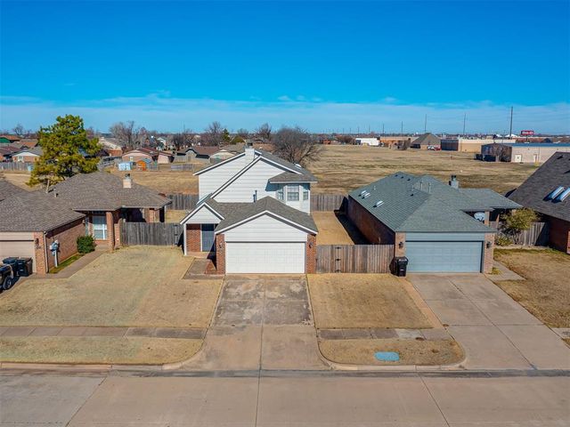 1015 SW 22nd Street, Moore, OK 73170