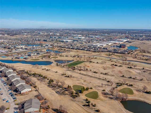 1015 SW 22nd Street, Moore, OK 73170
