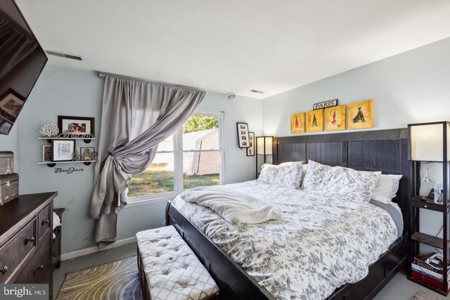 126 MEDLEY DR, Newark, DE 19713