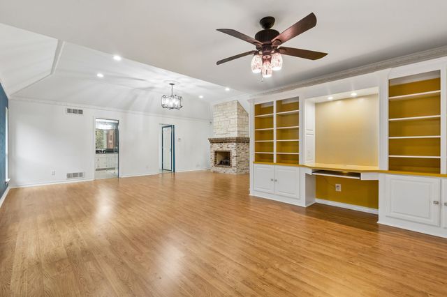 6218 Stonehill Drive, Dallas, TX 75254