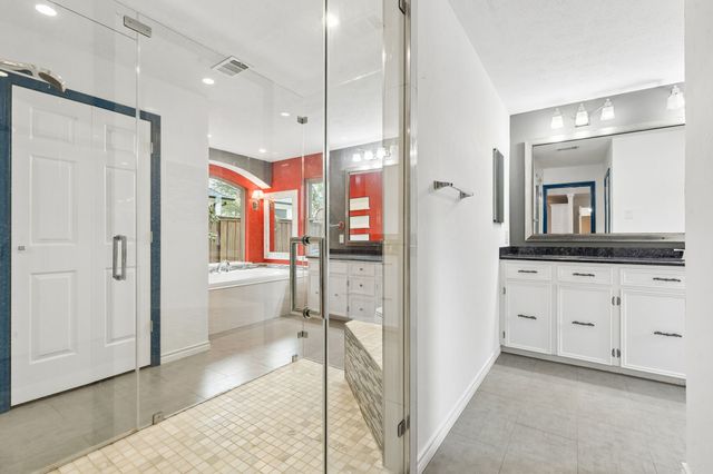 6218 Stonehill Drive, Dallas, TX 75254