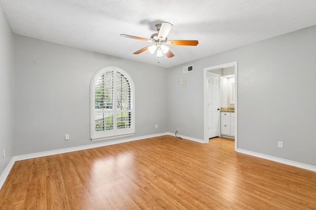 6218 Stonehill Drive, Dallas, TX 75254