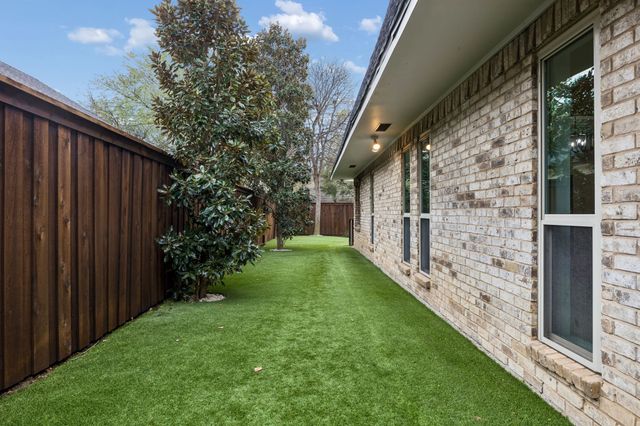 6218 Stonehill Drive, Dallas, TX 75254