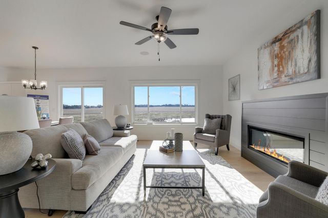 470 Sea Wing Boulevard, Prescott, WI 54021
