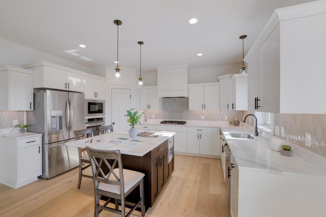 470 Sea Wing Boulevard, Prescott, WI 54021