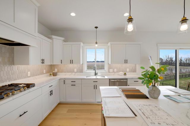 470 Sea Wing Boulevard, Prescott, WI 54021