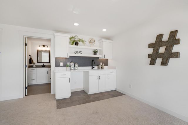 470 Sea Wing Boulevard, Prescott, WI 54021