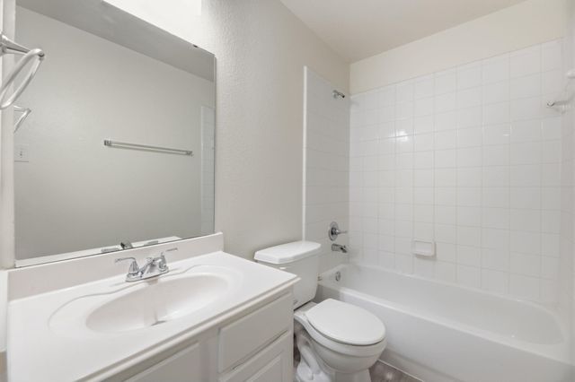 18110 Jills Way Lane, Cypress, TX 77429