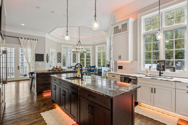 1255 Morning Glory CT, Brentwood, TN 37027