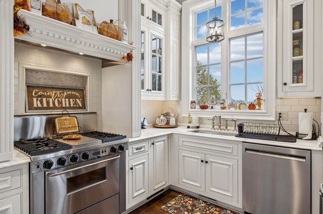 1255 Morning Glory CT, Brentwood, TN 37027