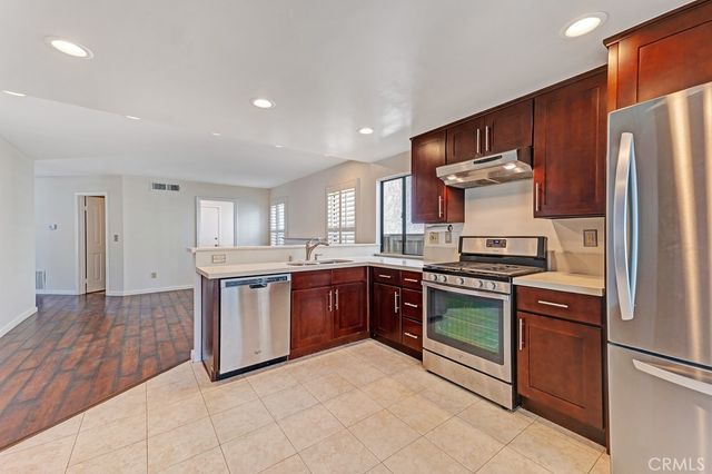 4144 Lost Springs Drive, Calabasas, CA 91301