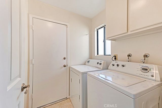 4144 Lost Springs Drive, Calabasas, CA 91301