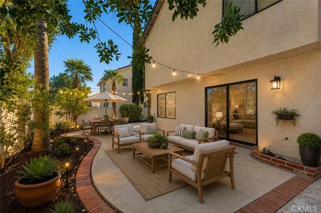 4144 Lost Springs Drive, Calabasas, CA 91301
