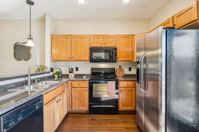 3515 Steffisburg Dr, Nashville, TN 37211