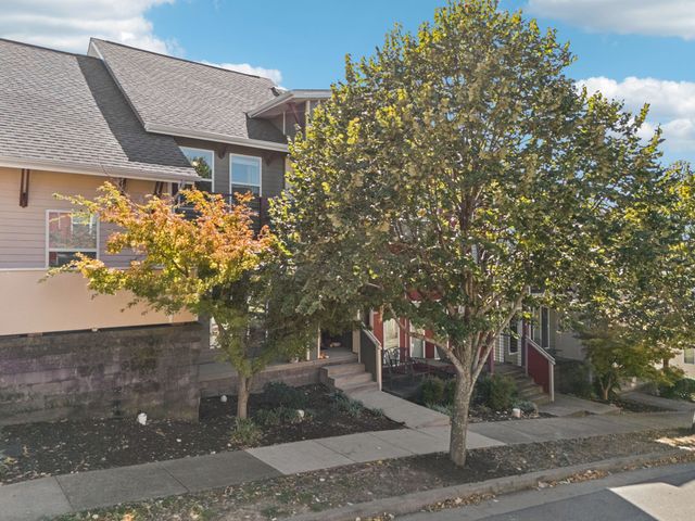 3515 Steffisburg Dr, Nashville, TN 37211