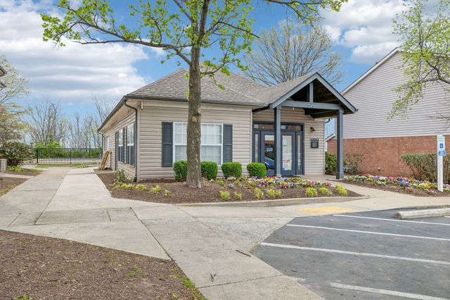 3515 Steffisburg Dr, Nashville, TN 37211