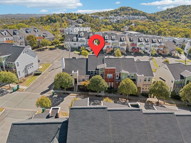 3515 Steffisburg Dr, Nashville, TN 37211