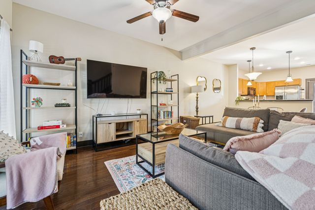 3515 Steffisburg Dr, Nashville, TN 37211