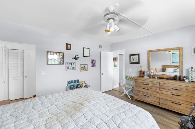 1212 SE 2nd Court 303, Fort Lauderdale, FL 33301