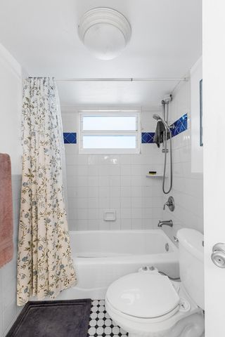 1212 SE 2nd Court 303, Fort Lauderdale, FL 33301