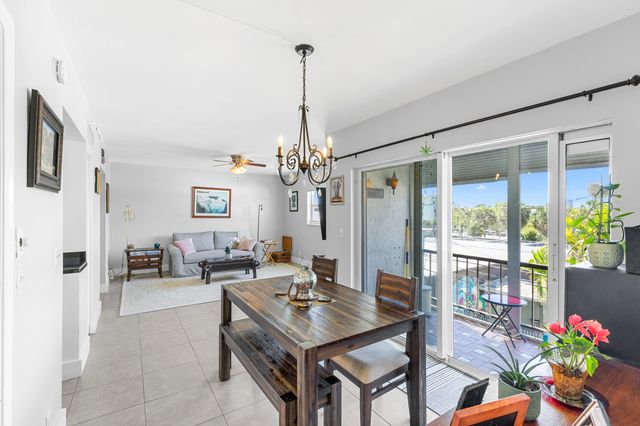 1212 SE 2nd Court 303, Fort Lauderdale, FL 33301