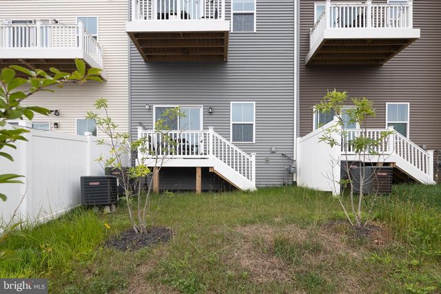 46330 MOUNT KELLOGG TER, Sterling, VA 20164