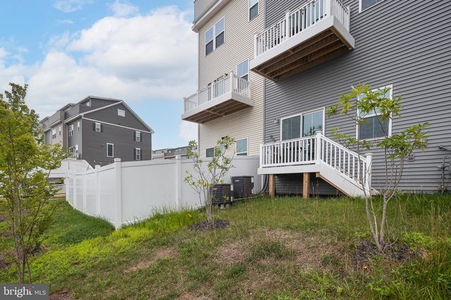 46330 MOUNT KELLOGG TER, Sterling, VA 20164