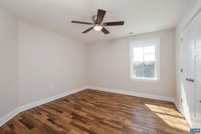 1004 HIGH POINT CT, Waynesboro, VA 22980