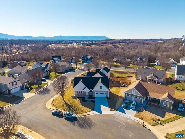 1004 HIGH POINT CT, Waynesboro, VA 22980