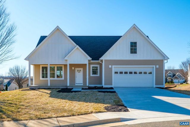 1004 HIGH POINT CT, Waynesboro, VA 22980