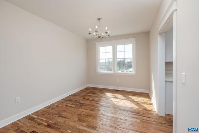 1004 HIGH POINT CT, Waynesboro, VA 22980