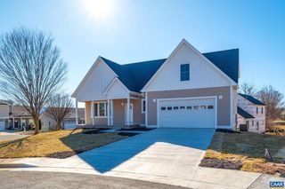 1004 HIGH POINT CT, Waynesboro, VA 22980