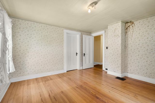 10431 13 Mile Road, Marshall, MI 49068