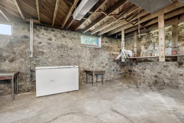 10431 13 Mile Road, Marshall, MI 49068