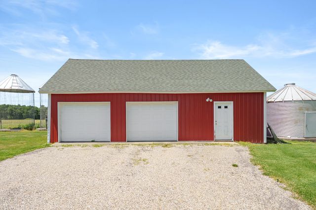 10431 13 Mile Road, Marshall, MI 49068