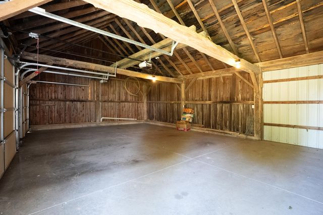 10431 13 Mile Road, Marshall, MI 49068