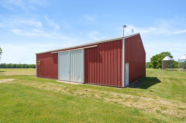 10431 13 Mile Road, Marshall, MI 49068