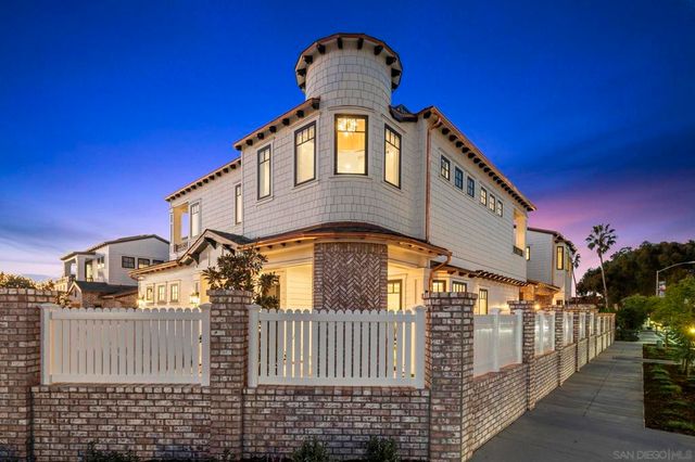 466 Westbourne St, La Jolla, CA 92037