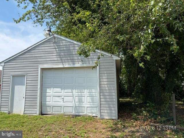 115 RAILROAD AVE, Harrington, DE 19952