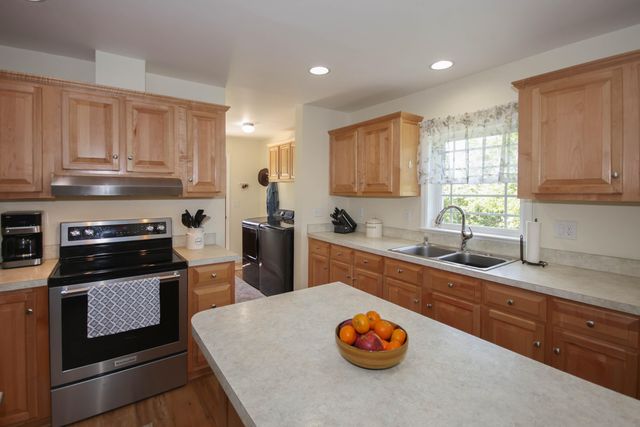 233 Gallimore LN NE, Floyd, VA 24091