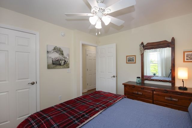 233 Gallimore LN NE, Floyd, VA 24091